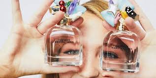 ¿Cómo saber si un perfume es original por las burbujas?