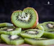 ¿Cómo se escribe kiwi una fruta?