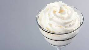 ¿Qué diferencia hay entre crema de leche y crema chantilly?