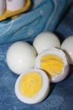 ¿Qué proceso ocurre cuando se cocina un huevo?