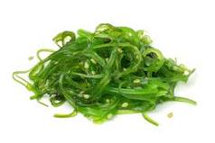 ¿Cómo se llaman las algas que le ponen al sushi?