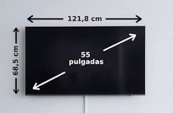 ¿Cuánto debe medir una mesa para tv de 55 pulgadas?