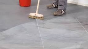 ¿Cómo se aplica el removedor de cemento?