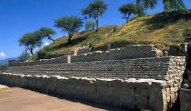 ¿Qué zona arqueológica fue habitada por los zapotecas?