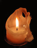 ¿Cómo encender una vela para pedir un deseo?