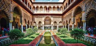 ¿Cuánto tiempo se tarda en ver el Alcázar de Toledo?