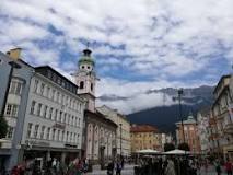 ¿Dónde se localiza Innsbruck?