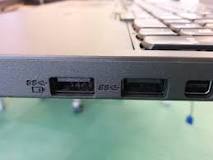 ¿Qué significa que se sobrepaso la capacidad del puerto USB?