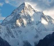 ¿Qué tipo sustantivo es montaña?