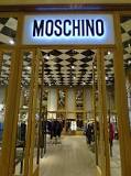 ¿Quién fundó Moschino?
