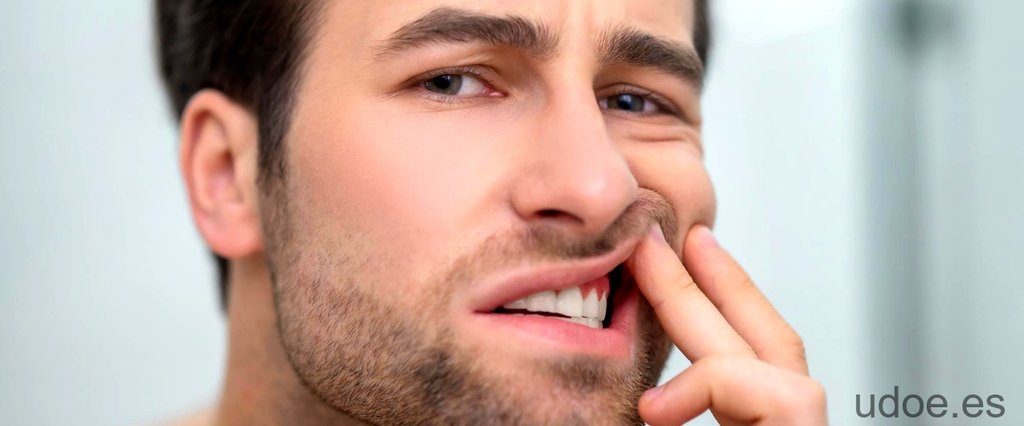 Consejos para besar con dentadura postiza: ¡Disfruta del beso sin preocupaciones! - 3 - septiembre 9, 2023