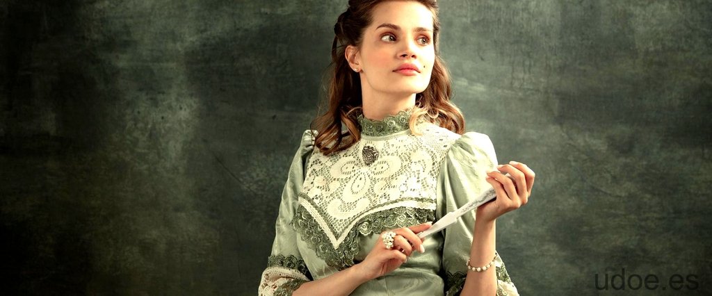 Louisa Durrell y Spiros Halikiopoulos: Una historia de amor en The Durrells - 7 - octubre 22, 2023