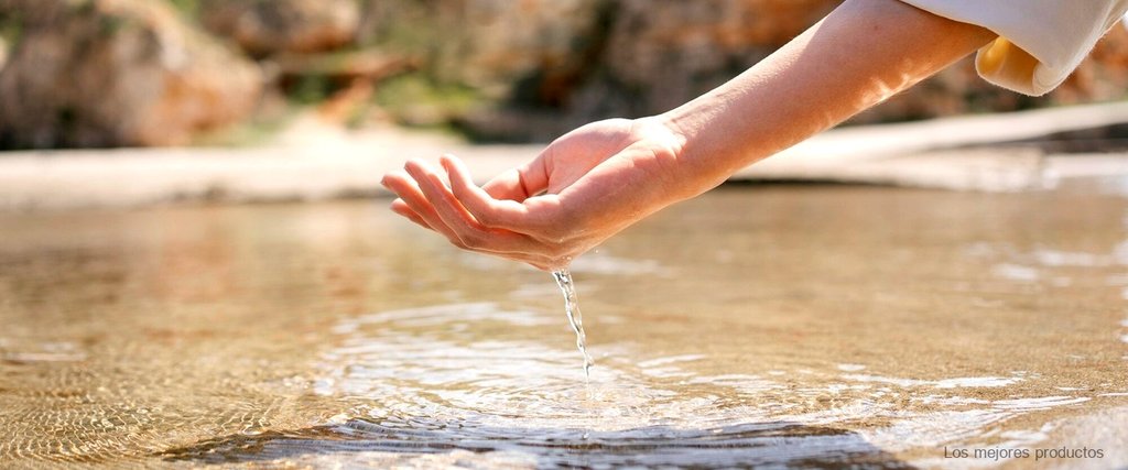 Agua deshidratada Amazon: la solución ideal para llevar contigo en tus aventuras al aire libre