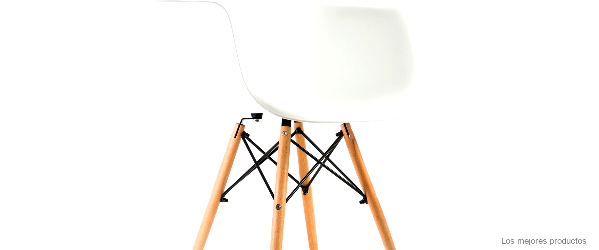 Dale un toque nuevo a tu comedor con fundas para sillas Ikea descatalogadas