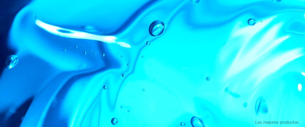 Descubre el desodorante Aquamarine Revlon en El Corte Inglés