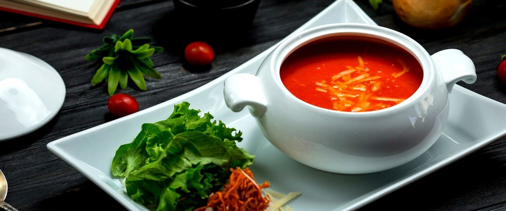 Descubre la receta de la sopa de tomate Mercadona: un plato casero irresistible