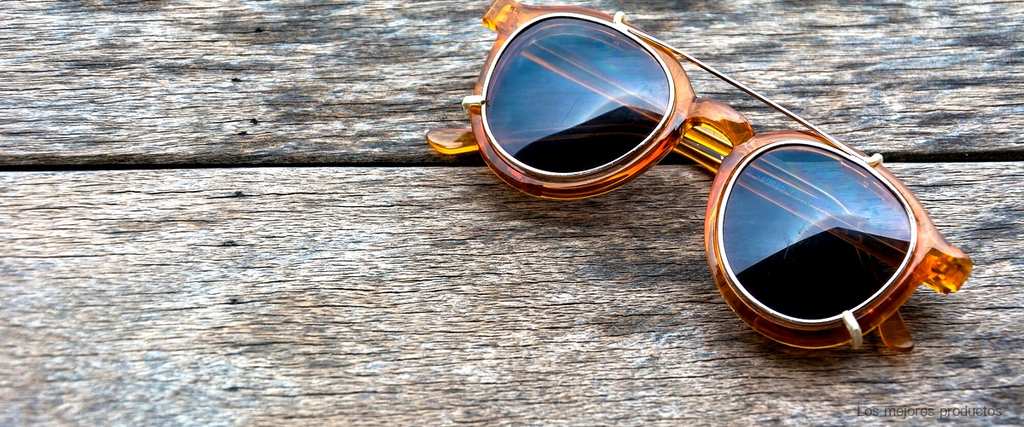 Descubre las gafas graduadas Michael Kors en El Corte Inglés: estilo y calidad garantizados