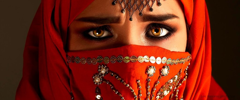 Descubre los secretos del lápiz de ojos khol árabe primor