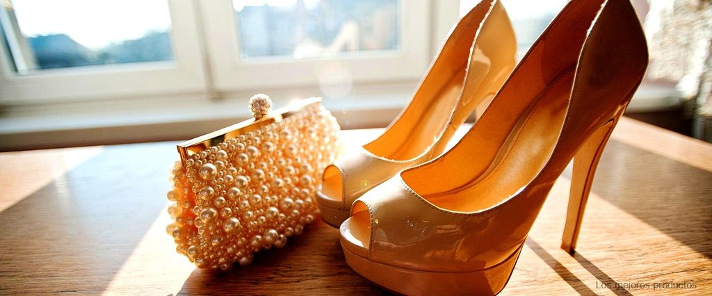 Descubre los zapatos de baile Reina en liquidación: calidad y estilo a precios irresistibles
