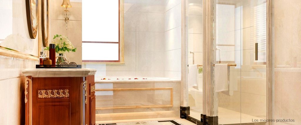 Elegancia y funcionalidad en la columna de baño 45x173 cm