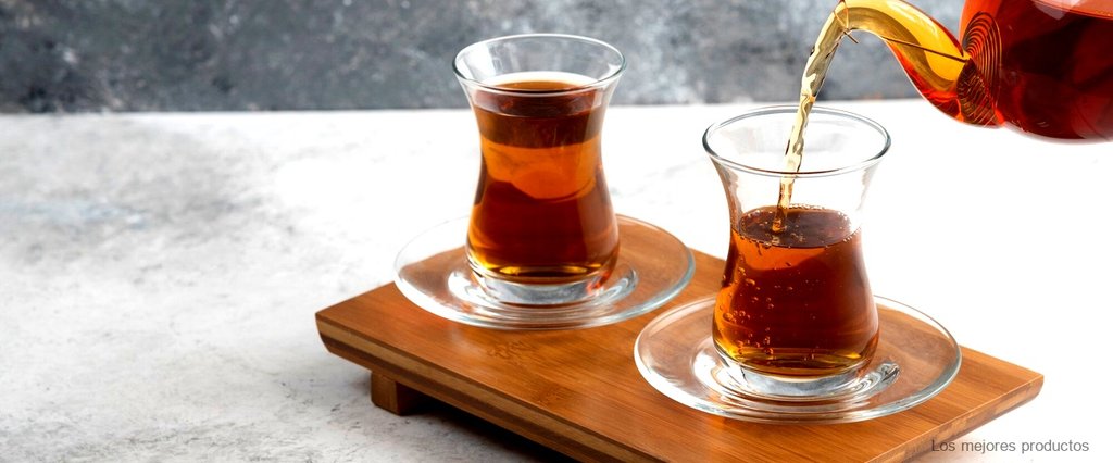Estilo y elegancia en los vasos de té turco del Corte Inglés
