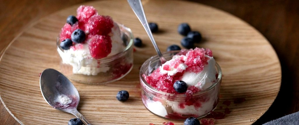 Las nuevas tapas sostenibles de Danone para yogures de cristal