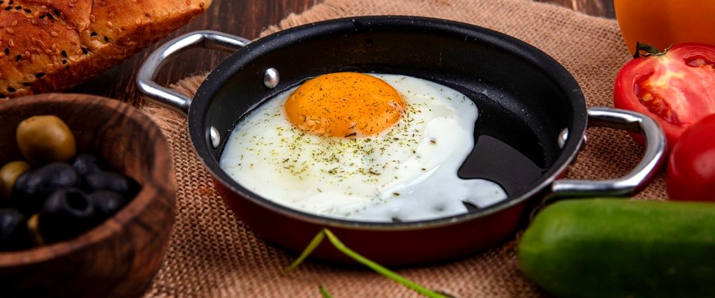 ¿Qué ingredientes tiene la huevina?