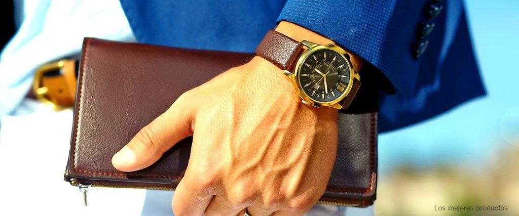 Reloj Genuine Leather: Calidad y sofisticación en cada detalle