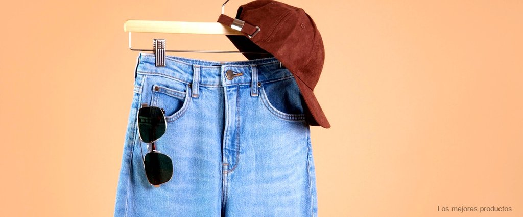 Renueva tu armario con los pantalones Lloyds mujer de Amazon: elegancia y estilo en cada ocasión