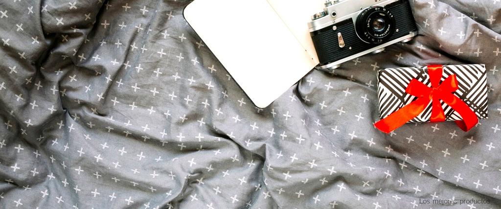 Renueva tu hogar con las mantas de cama Zara Home: estilo y comodidad garantizados