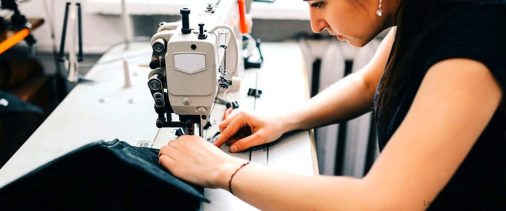Selecline máquina de coser: funcionalidad y fiabilidad en cada puntada.