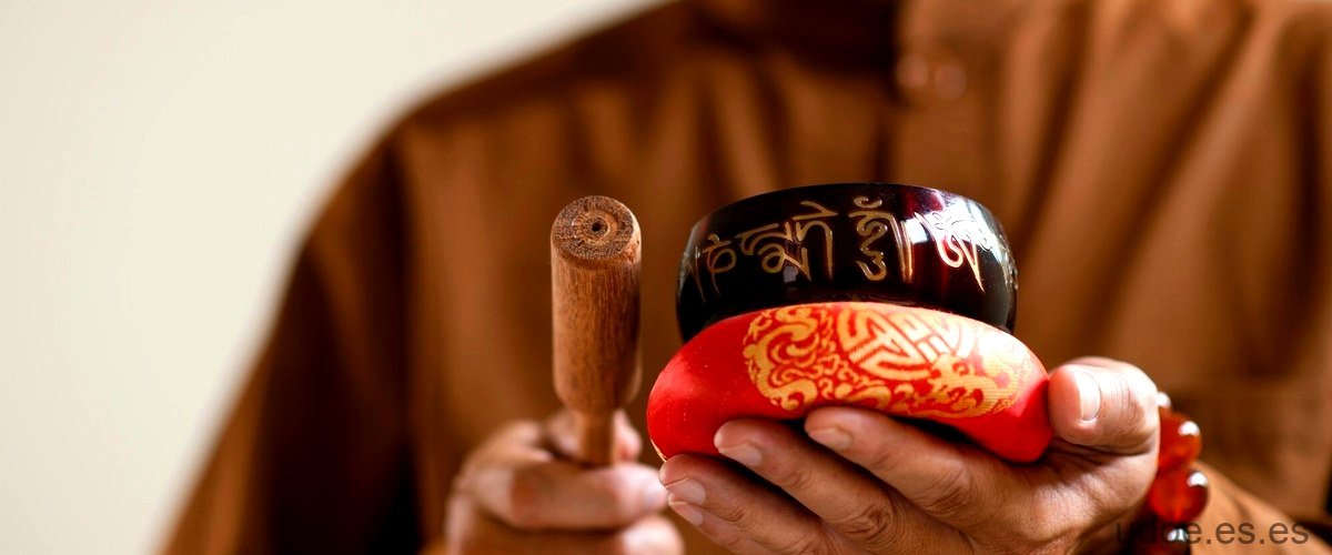 Costumbres del budismo: una guía esencial - 41 - diciembre 26, 2023
